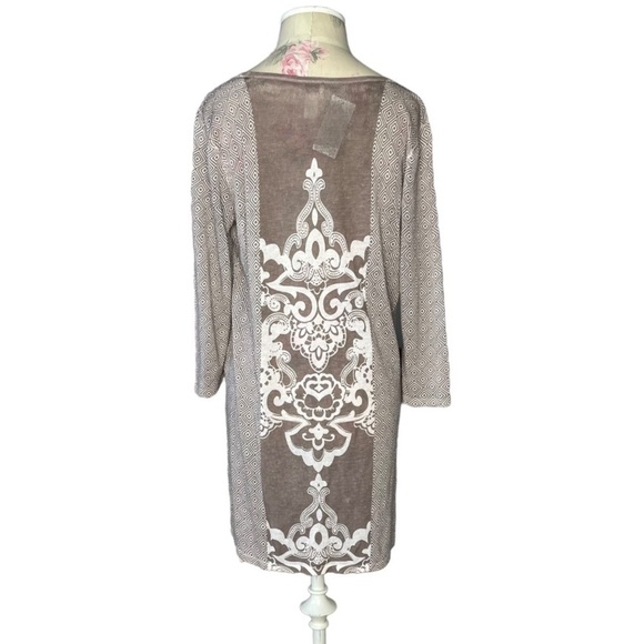 Chicos abstract printed Blouse Long Sleeves Tunic Style Tan White 1 Medium NWT - Picture 2 of 12